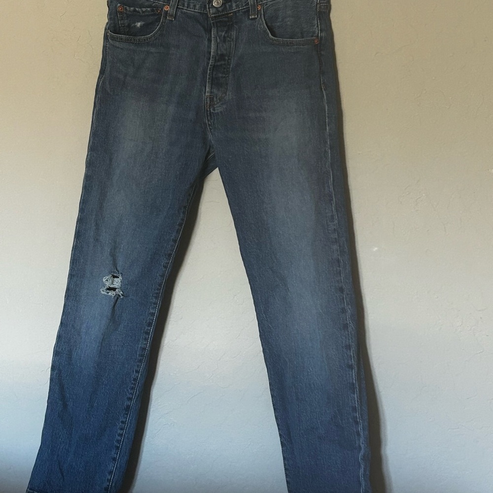 Levi's Blue Straight-Leg Jeans with Natural Fading
